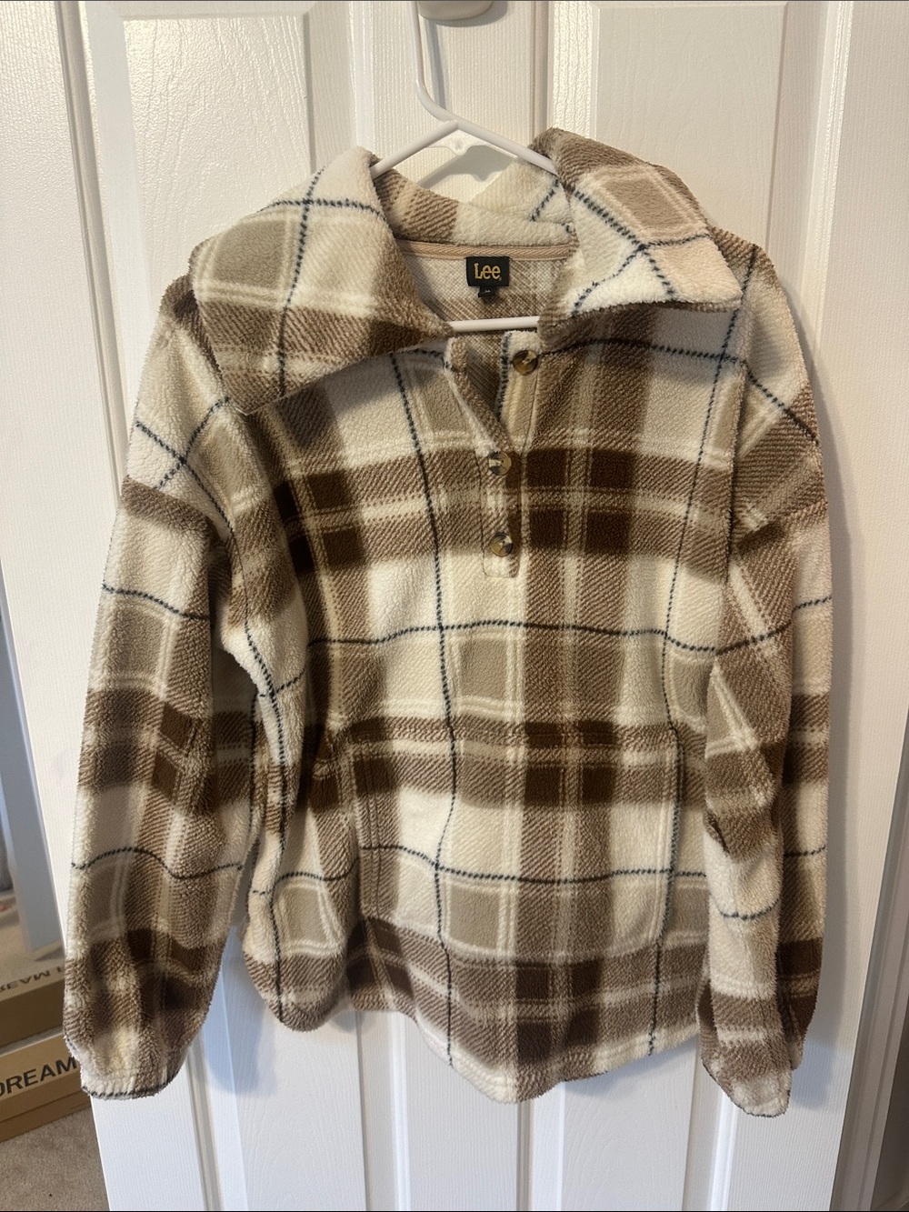 Lee Plaid Fleece Pullover in Cream and Brown